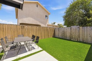 Outdoor dining - Modern Coastal Escape w/ Private Yard (Imperial Beach)