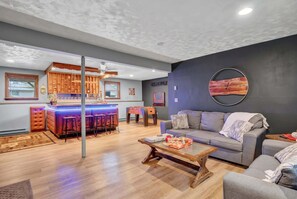 Spielezimmer