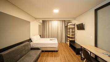 Ropa de cama de alta calidad, wifi gratis y muebles diferentes