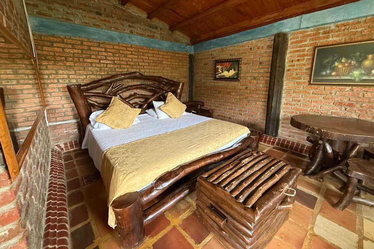 Superior Room, Pool View | Desk, laptop workspace, free WiFi, bed sheets