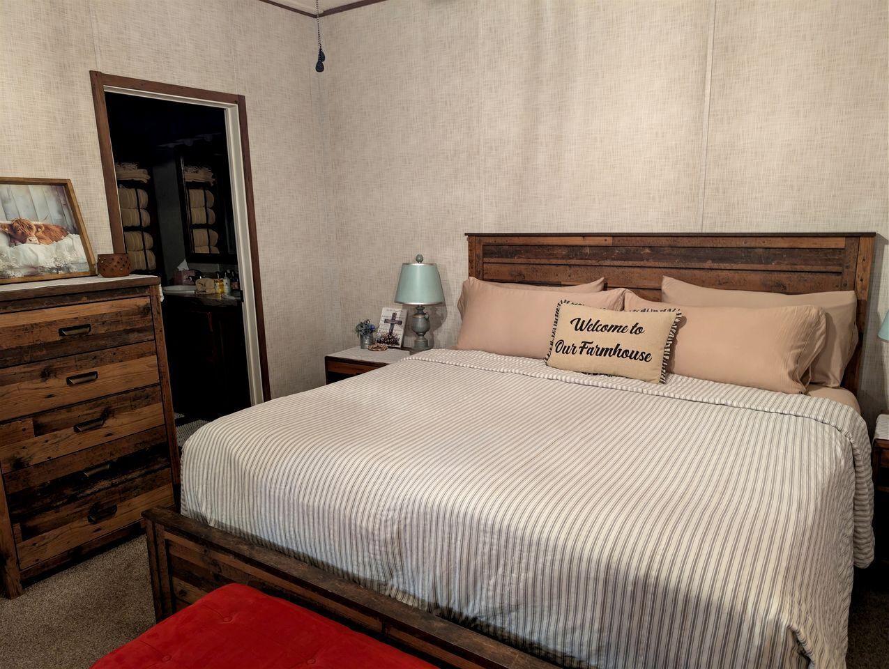 3 bedrooms, desk, iron/ironing board, WiFi
