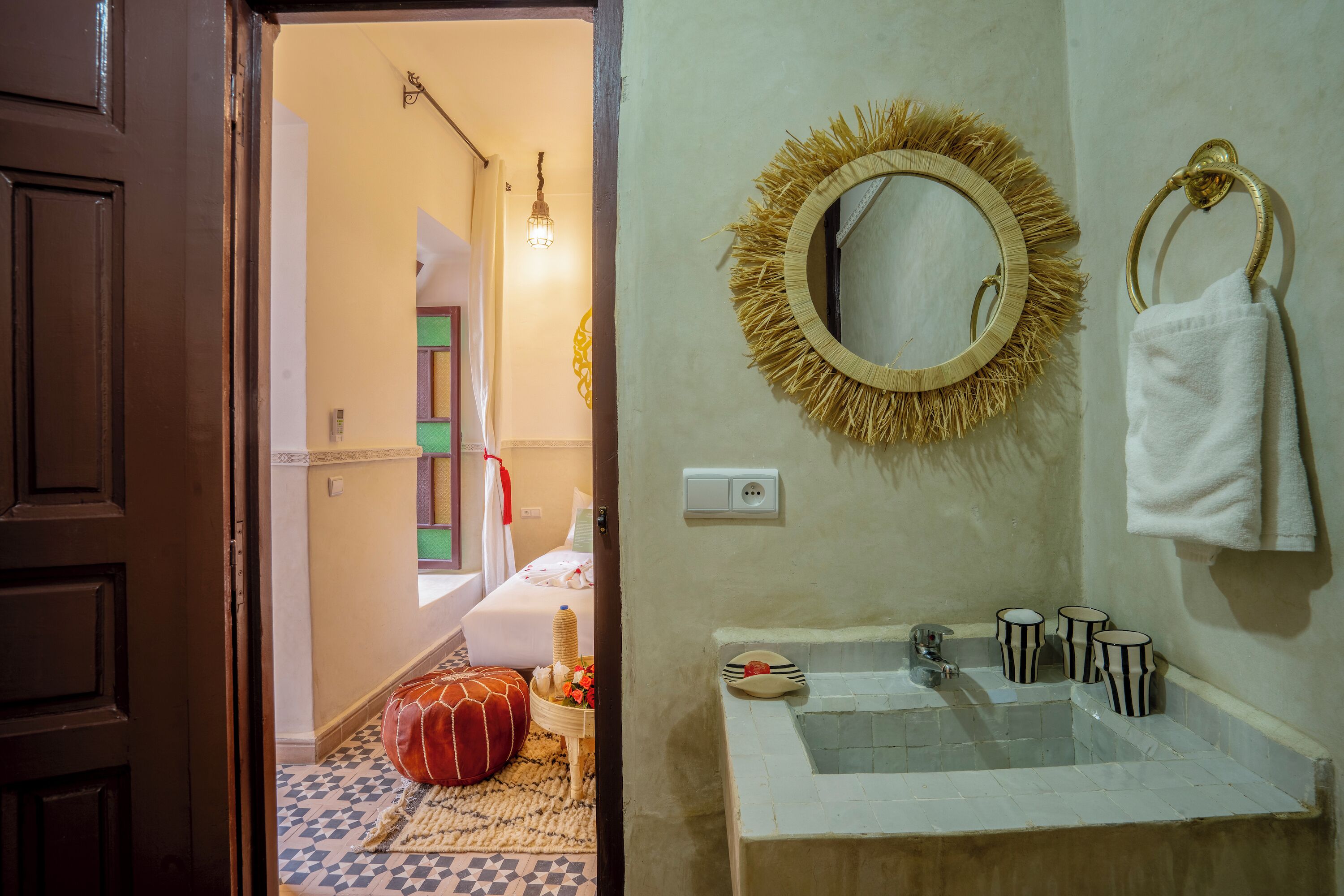 Standard Double Room | Bathroom