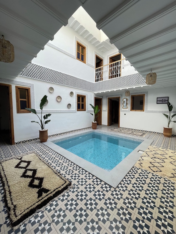 Outdoor pool - Riad Le Sultan Rouge And Spa (Marrakech)
