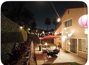 Outdoor dining - COZY HOME With GAME ROOM, Near DISNEYLAND, HONDA, KNOTT’S, OC, LA, CSUF, ANGEL’S (Placentia)