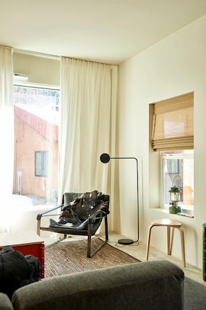 Living area - Lovely Vacation Rental on the Pecos River, New Mexico, for Tranquil Stays in Santa Fe (Pecos)