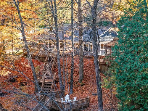 Riverfront | Sauna, Fireplace, Firepit & Huge Deck