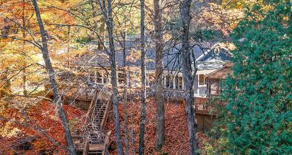 Riverfront | Sauna, Fireplace, Firepit & Huge Deck