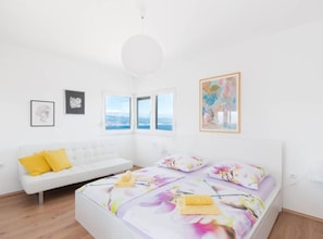 Villa (Three Bedroom Villa with Sea View) | 3 bedrooms, cribs/infant beds - Villa Bella Sol (Lovran)
