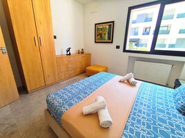 Apartamento, 1 quarto, sacada, vista para o jardim | 1 quarto