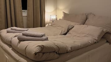 2 bedrooms, free WiFi, bed sheets, wheelchair access