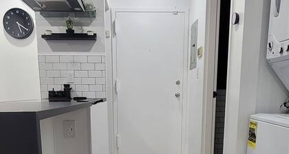Gorgeous 1-bedroom condo in friendly Hackensack near Metlife Stadium