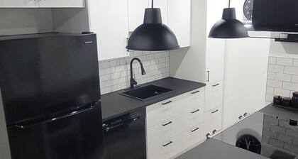 Gorgeous 1-bedroom condo in friendly Hackensack near Metlife Stadium