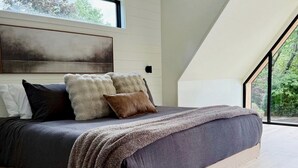 Unclassified image, 3 of 18, button - Blissful A-Frame Retreat near Pisgah National Forest in North Carolina (Balsam Grove)
