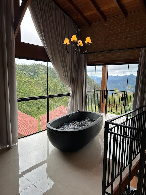 Premium Chalet, Mountain View | Interior - Vila Italiana Chalés (Santa Teresa)