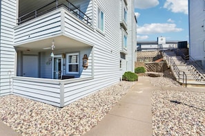 Exterior - Loon Lodge - Lakefront at Lighthouse Cove (Wisconsin Dells)