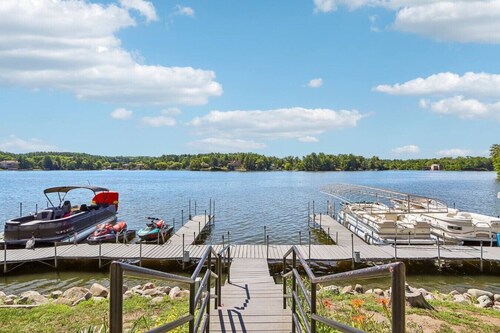 Loon Lodge - Lakefront at Lighthouse Cove