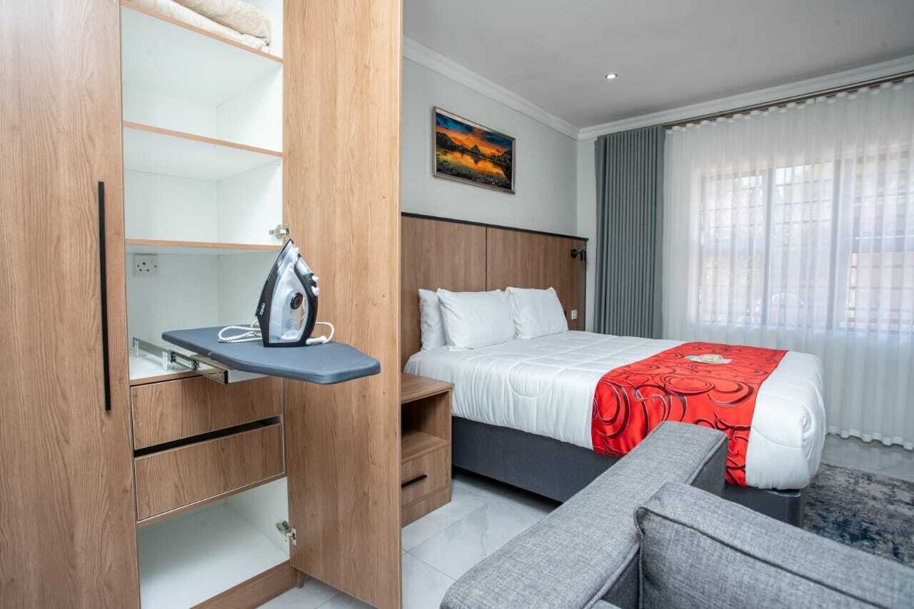 1 chambre, bureau, fer et planche à repasser, Wi-Fi