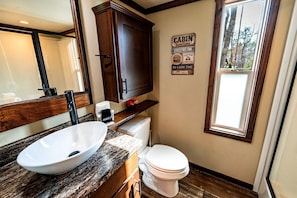 Towels - Quiet Nature Retreat Perfect for Unwinding & Outdoor Moments in Monteagle, Tennessee (Monteagle)