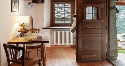 Chalet da MiRo - Authentic Rascard & Scenic View