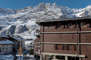 Exterior - Foyer du Cervin - Central with garage (Breuil-Cervinia)
