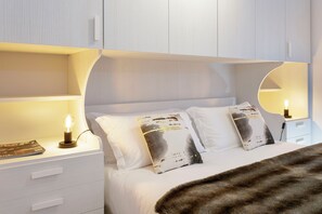Free WiFi, bed sheets - Foyer du Cervin - Central with garage (Breuil-Cervinia)