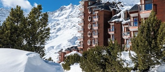 Cervino Lodge - Family Apartment Walk to Ski Lift