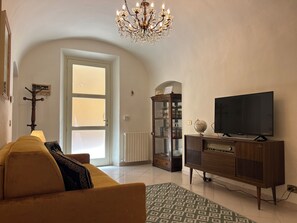 Smart TV - Casa Nadina Giardino privato vicino Torre di Pisa (Pisa)