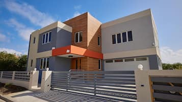 House, Smoking | 6 bedrooms