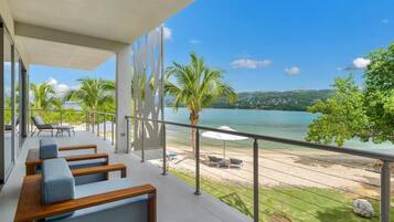 House | 10 bedrooms
