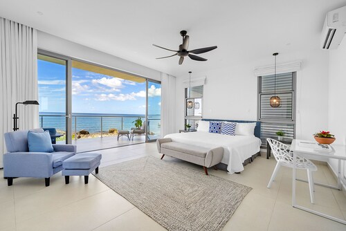 Santosha - 10br Luxury Villa Fully Staffed