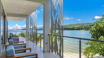 House | 10 bedrooms