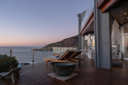 Villa on the Rocks