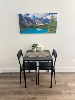 Dining - Near Airport, Hospital, MidTown, 58” TV - Apt 254 (Reno)