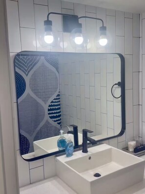 Bathroom - Near Airport, Hospital, 58” TV Apt 151 (Reno)