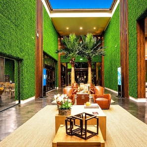Outdoor dining - LuxuryResort~MagicVillage~Ensuite Baths~NearDisney (Kissimmee)