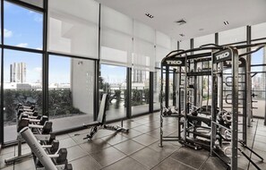 Fitness facility - 2/2 Edgewater Condo in Sunny Miami (Miami)