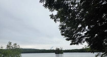 Cozy Maine Camp on Private Peninsula