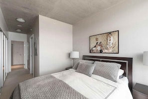 2 chambres, fer et planche à repasser, accès au Wi-Fi (inclus)