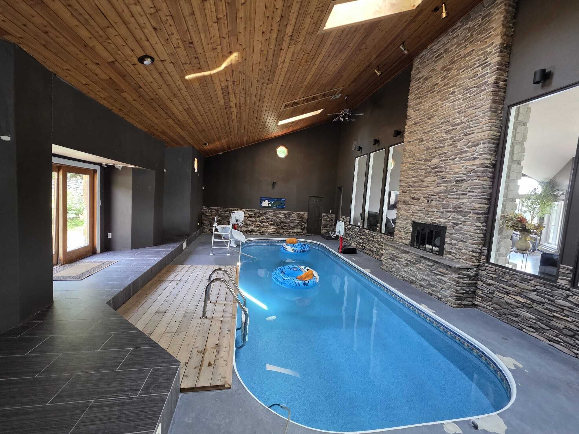 Piscine couverte, piscine chauffée