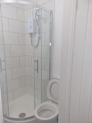 Håndklær, såpe og toalettpapir