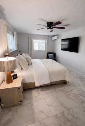 1 bedroom, iron/ironing board, WiFi, bed sheets