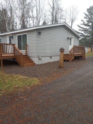 Terrific 2-bedroom house with AC in Rib Lake