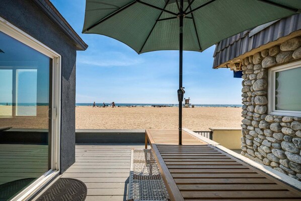 Property grounds - Cozy Oceanfront Getaway (Newport Beach)