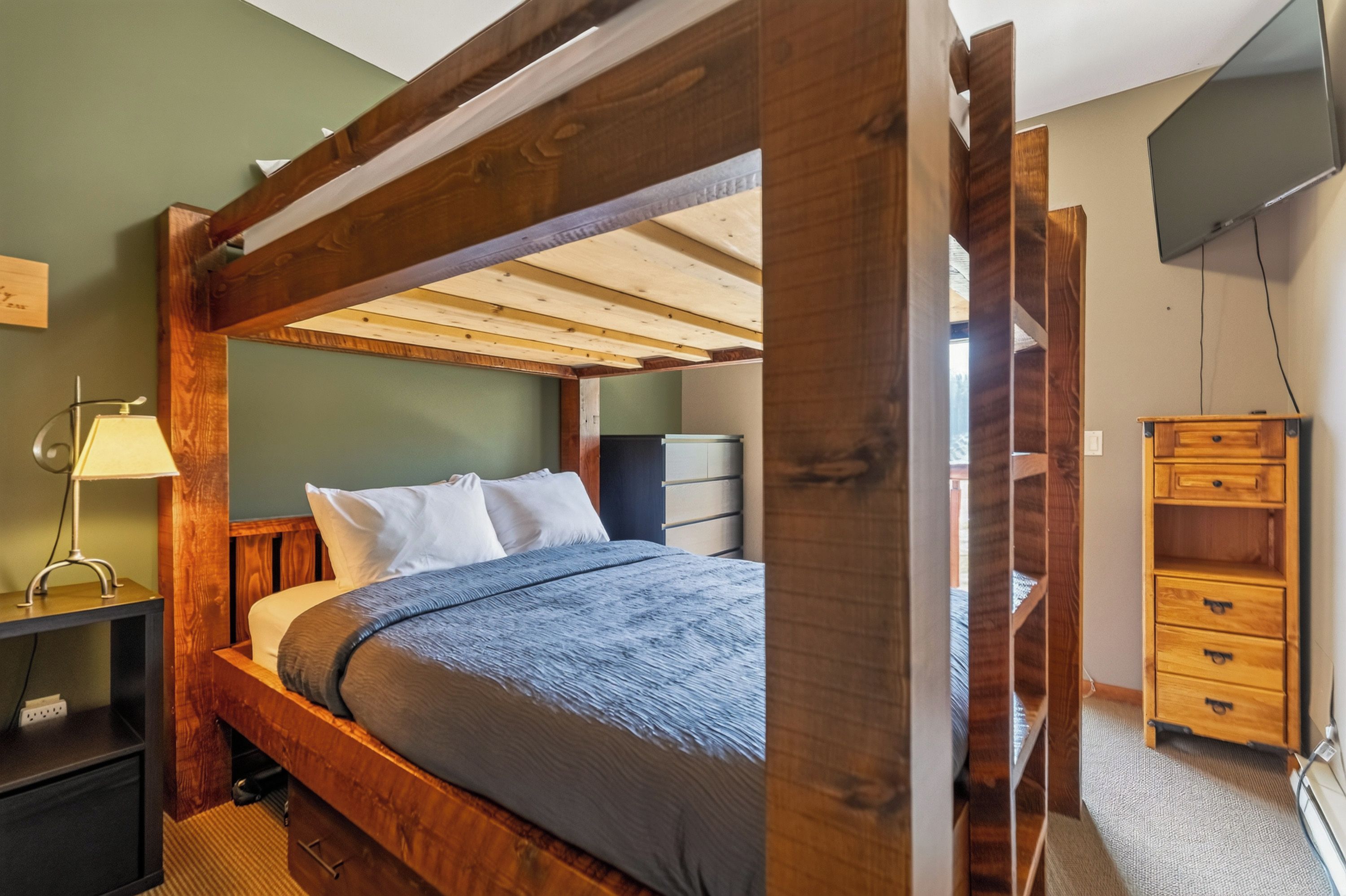 1 chambre, fer et planche à repasser, lit parapluie, Wi-Fi gratuit
