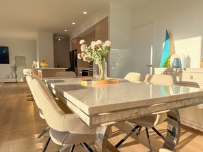 Dining - Fitness Oasis minutes from ocean, town, wineries and golf course. (Dunsborough)
