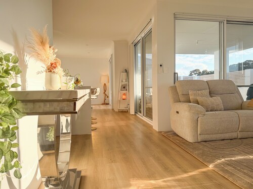 Fitness Oasis minutes from ocean, town, wineries and golf course.