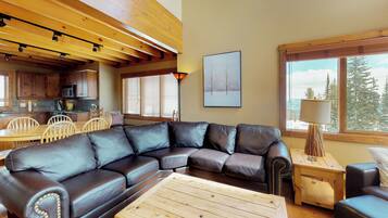 Condo | Living area