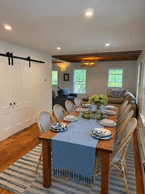 Dining - Charming New Englander in the Heart of Ogunquit (Ogunquit)