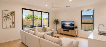 Murrumba Manor | Elegant Family Escape