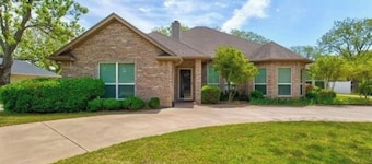 4 BR in Gated, Golf, Pool Community
